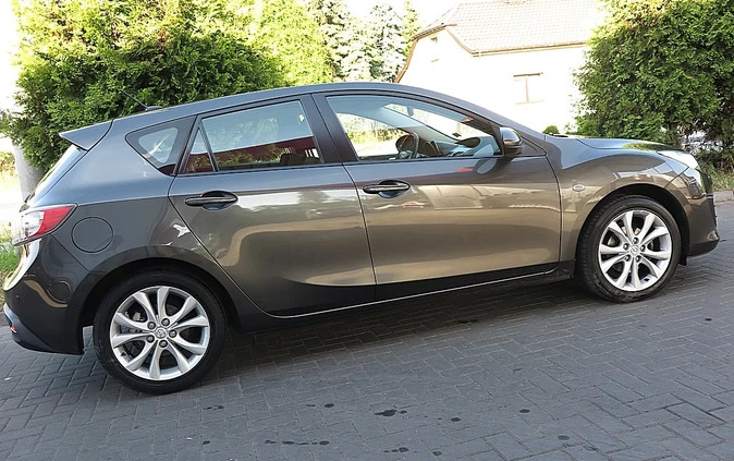 Mazda 3 cena 23800 przebieg: 199000, rok produkcji 2010 z Rogoźno małe 781